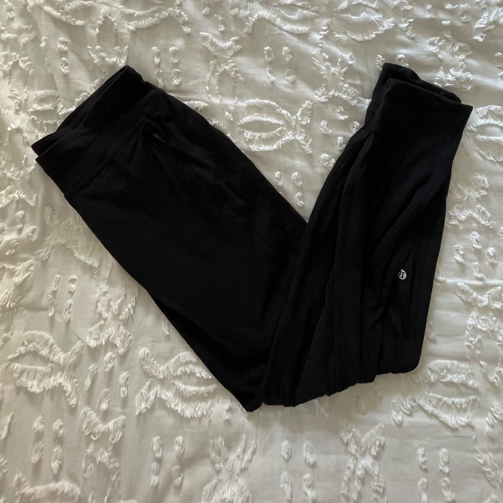 lululemon joggers